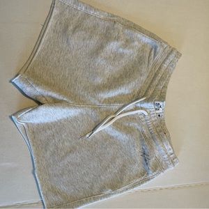 COPY - HOLLISTER Mens small white shorts